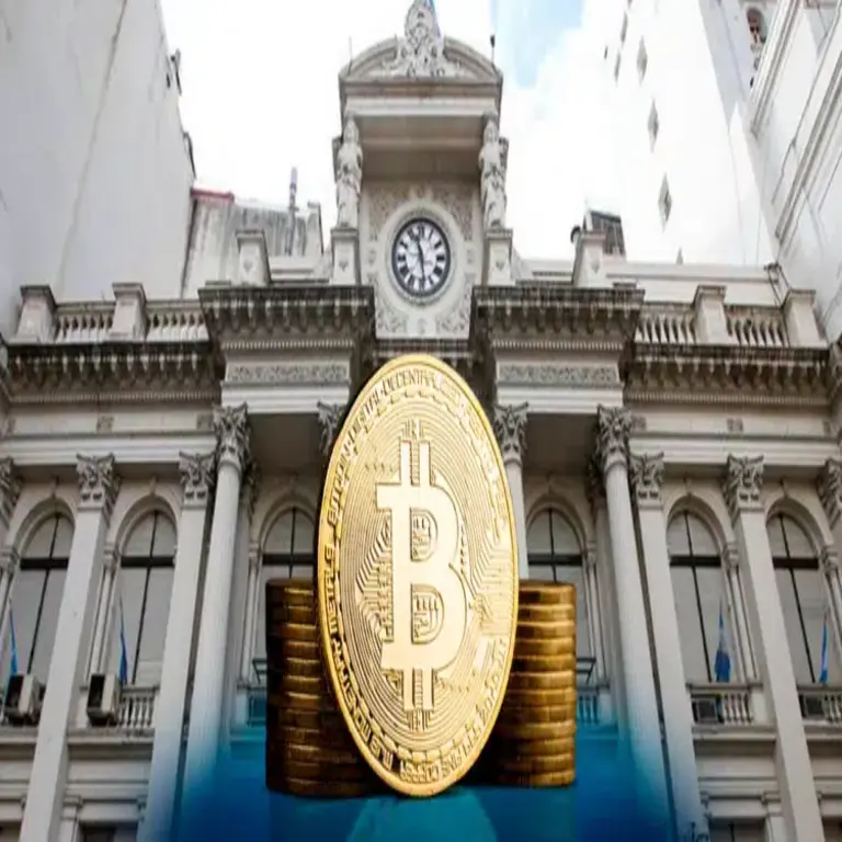“Tras la eliminación del cepo, los bancos podrían incorporar operaciones con criptomonedas”