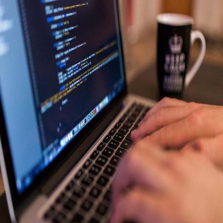 ¿Cuál es la mejor opción: una VPN instalada en el router o un dispositivo portátil con conexión VPN?