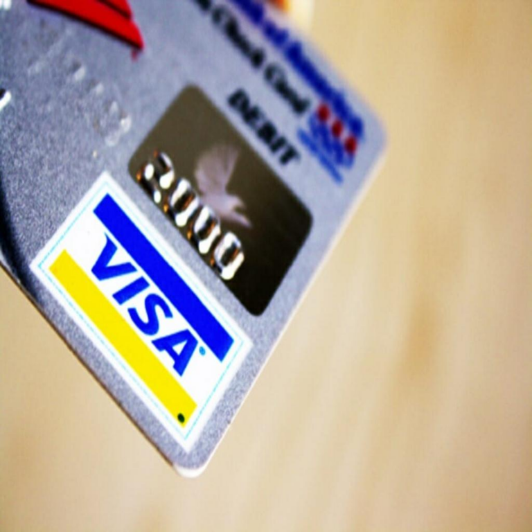 Visa introduce un innovador sistema contra el fraude impulsado por inteligencia artificial