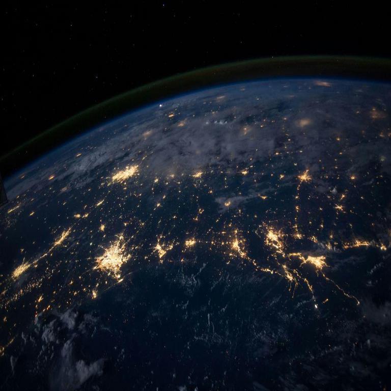 Cinco tendencias digitales que están marcando el 2025 en las redes sociales