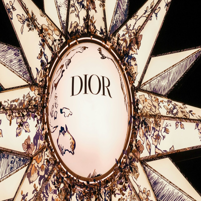 La gigante de la moda Dior reporta un ciberataque y alerta sobre una posible filtración de datos.