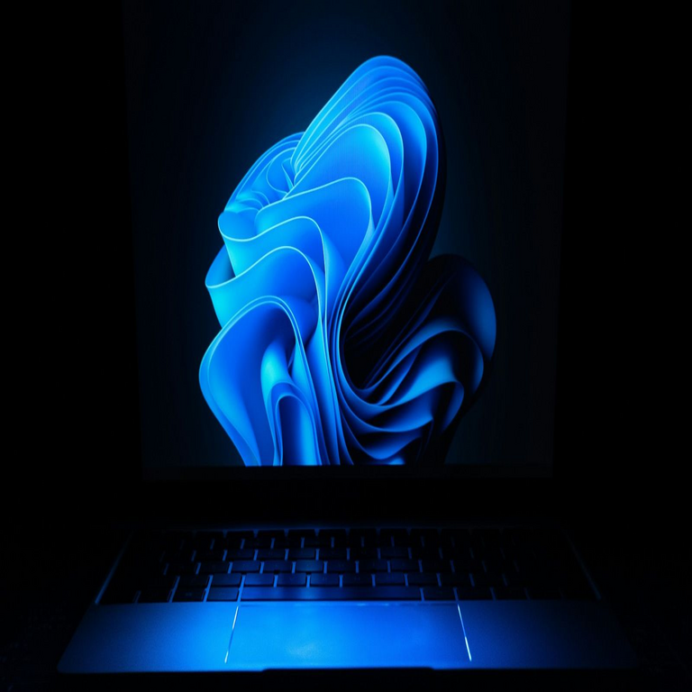 Procedimiento para activar las funcionalidades de inteligencia artificial en el Explorador de archivos de Windows 11.