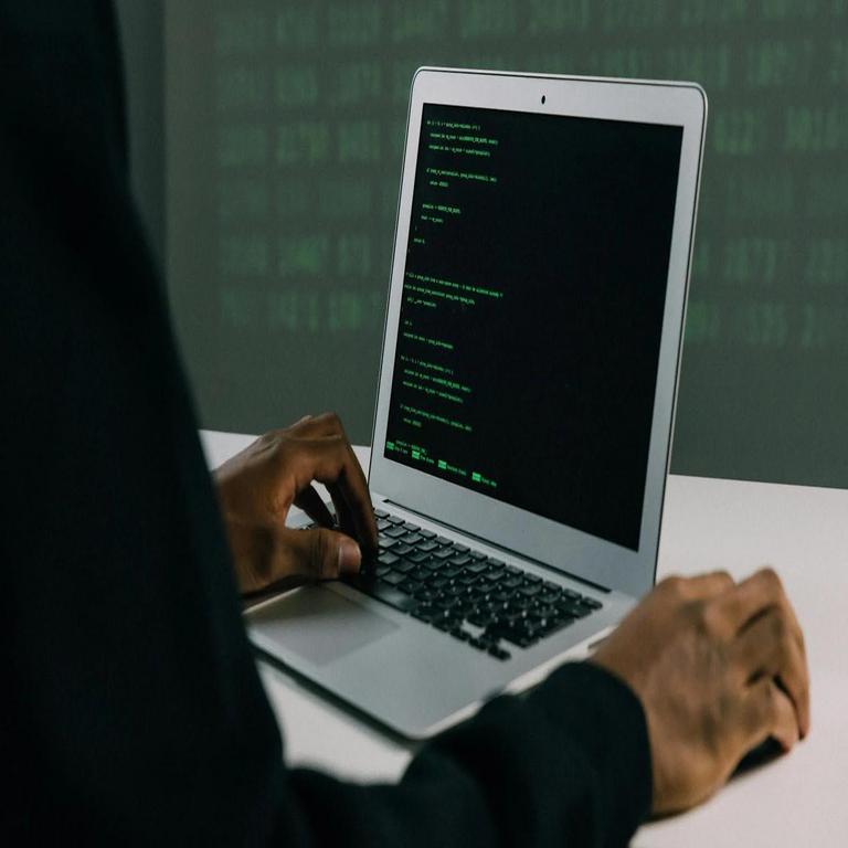 El FBI advierte sobre routers Linksys con vulnerabilidades críticas sin parche disponible