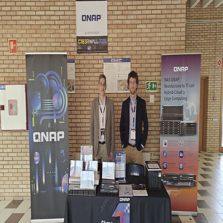 C1b3rwall 2025: QNAP despliega sus soluciones de seguridad con enfoque técnico profesional.