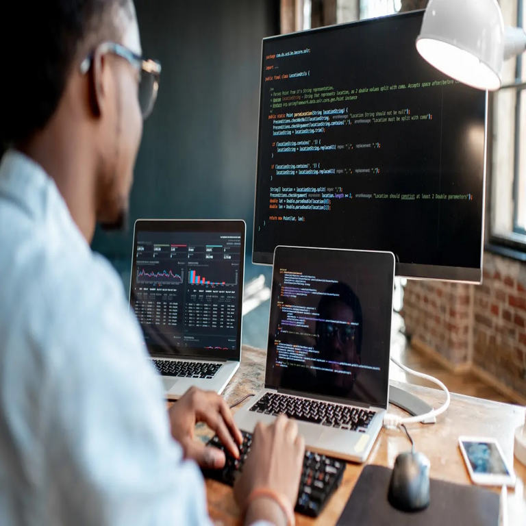 Desarrollo de un programa escalable de formación en ciberseguridad.