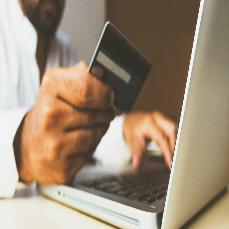 Chrome, Safari y Edge alertan: evite realizar compras en estos sitios web para prevenir posibles estafas.