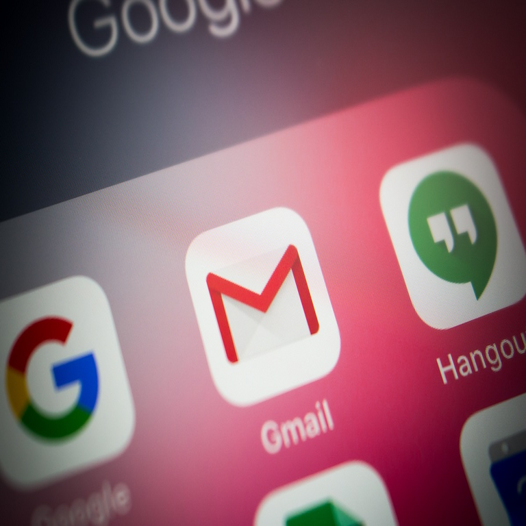 Hackers rusos evaden la autenticación multifactor de Gmail mediante engaño con contraseñas específicas de aplicación.
