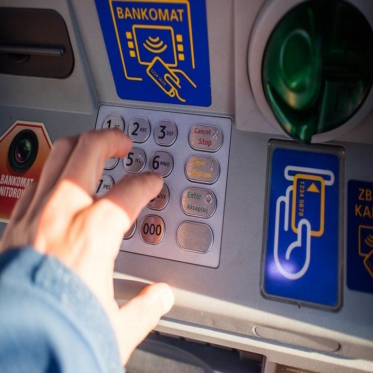 Las 50 variantes de malware presentes en cajeros automáticos.