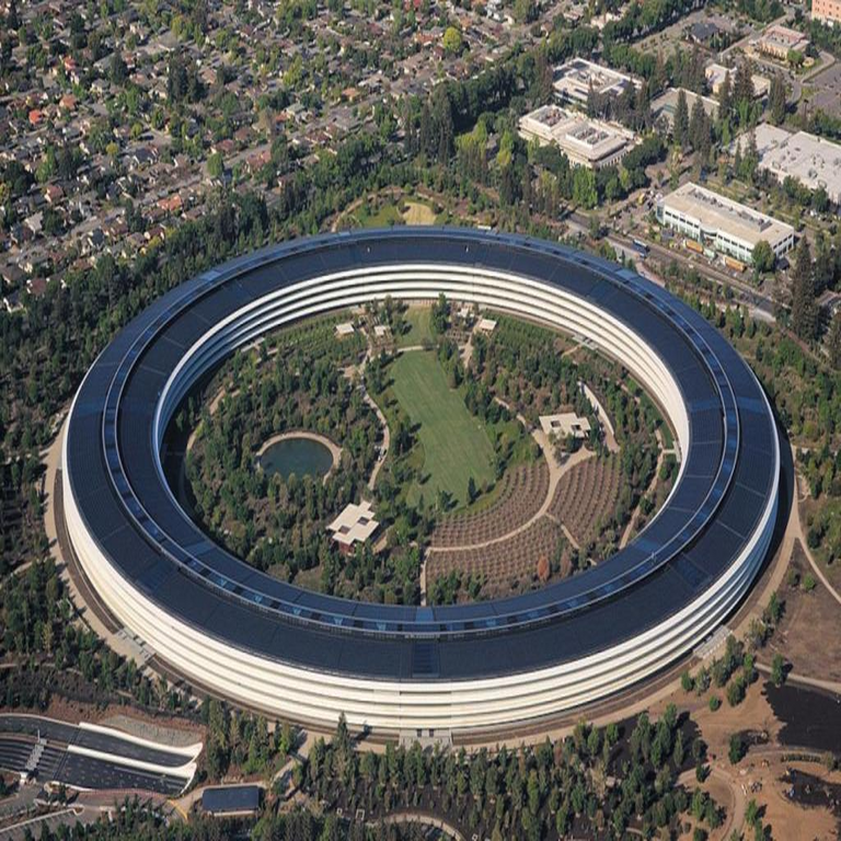 Apple continúa impulsando la inteligencia artificial mediante la adquisición de empresas europeas para potenciar sus tecnologías Intelligence y Vision Pro.