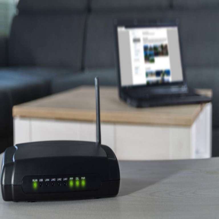El servicio de Internet en Colombia enfrenta riesgos debido a la crisis financiera de los operadores móviles, según alerta Asomóvil.