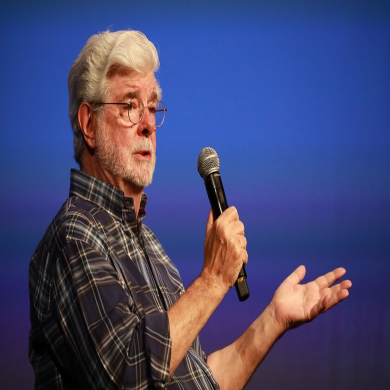 George Lucas posee una colección de 40.000 cómics en su residencia y finalmente ha determinado el destino de los mismos, iniciando con una acción que no realizaba desde hace cinco décadas.