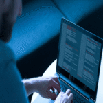 El malware ApolloShadow del grupo Blizzard instala certificados raíz para confiar en sitios maliciosos.