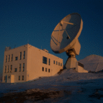 El WiFi y las redes móviles están afectando la capacidad de observación de los radiotelescopios, generando un problema de alcance global.