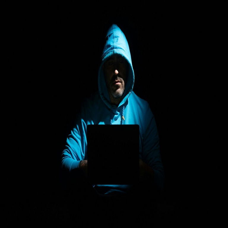 Residentes de estas provincias presentan mayor riesgo de sufrir hackeos en dispositivos móviles o computadoras con robo de credenciales.