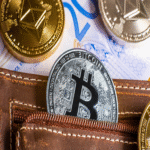 Los hackers utilizan inteligencia artificial para crear un paquete NPM malicioso que vacía carteras de criptomonedas.