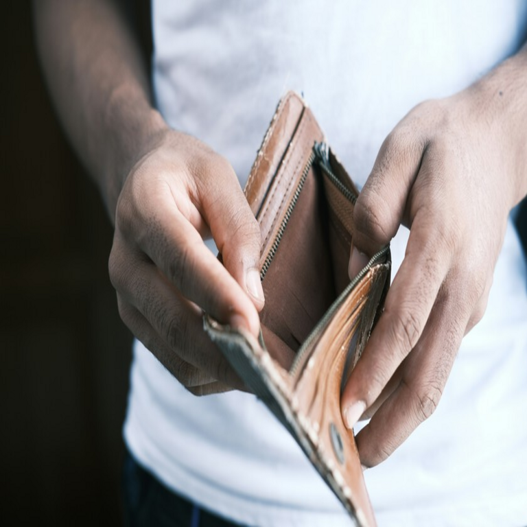 Una herencia puede convertirte en millonario o agotar tus fondos antes de la apertura del testamento.