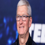 Tim Cook supera a Steve Jobs como el director ejecutivo con mayor permanencia al frente de Apple.