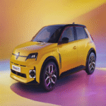 Renault presenta su modelo eléctrico con diseño retro ochentero: sus dos principales ejecutivos ya han abandonado la compañía.