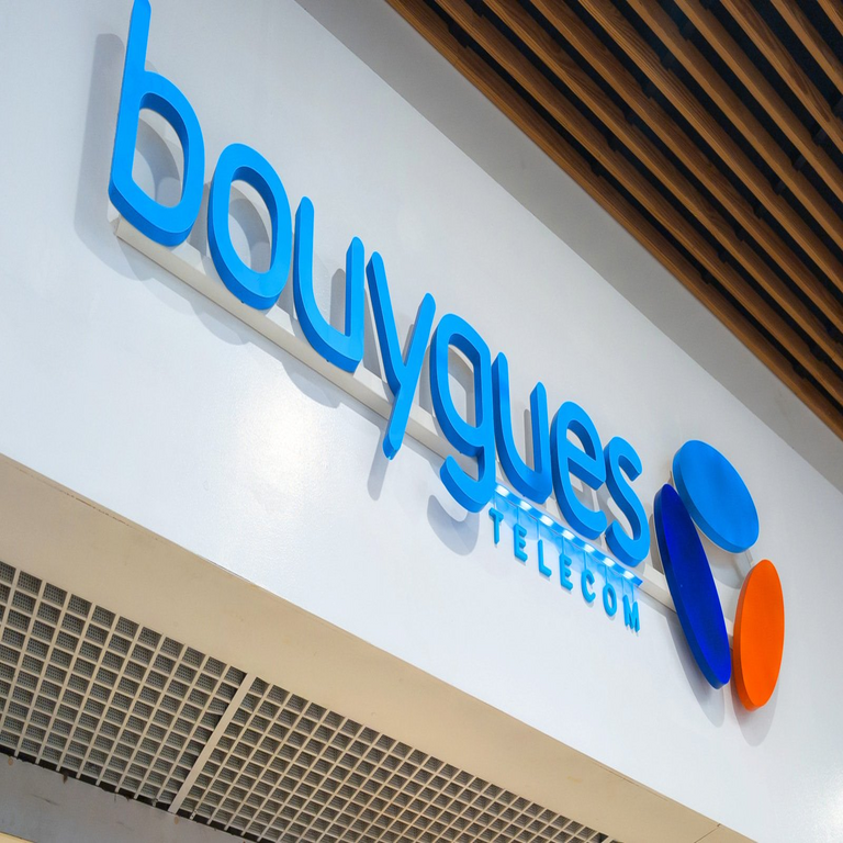 Bouygues Telecom confirma una violación de datos que afecta a 6.4 millones de clientes.