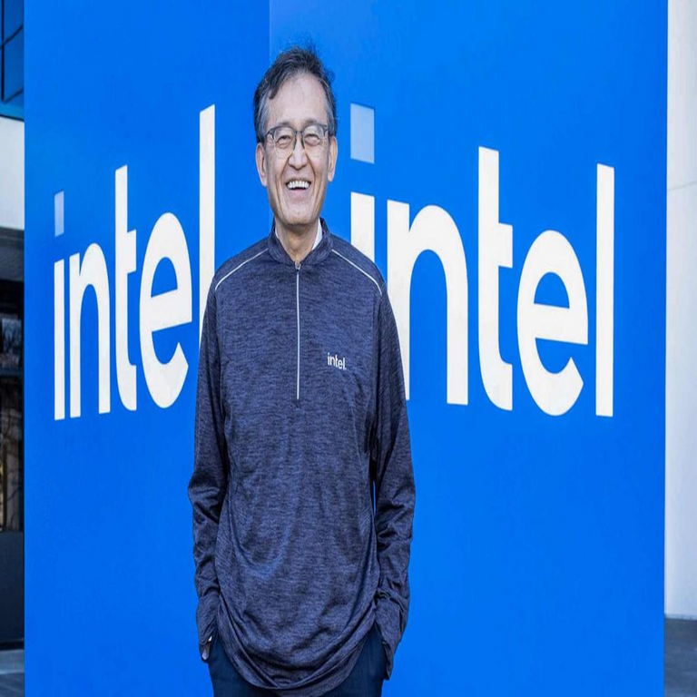 Donald Trump solicita la renuncia inmediata del director ejecutivo de Intel debido a sus vínculos con compañías chinas.