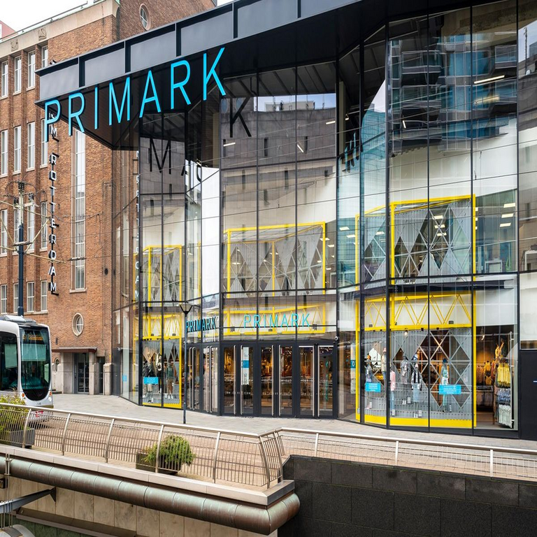 Primark presenta el lanzamiento más anticipado por su clientela, superando a Labubu y Sonny Angel.