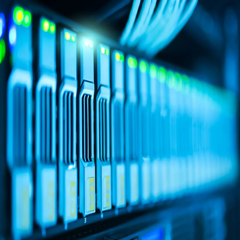 Vulnerabilidades en el servidor de cámaras Axis exponen a miles de organizaciones a posibles ataques.