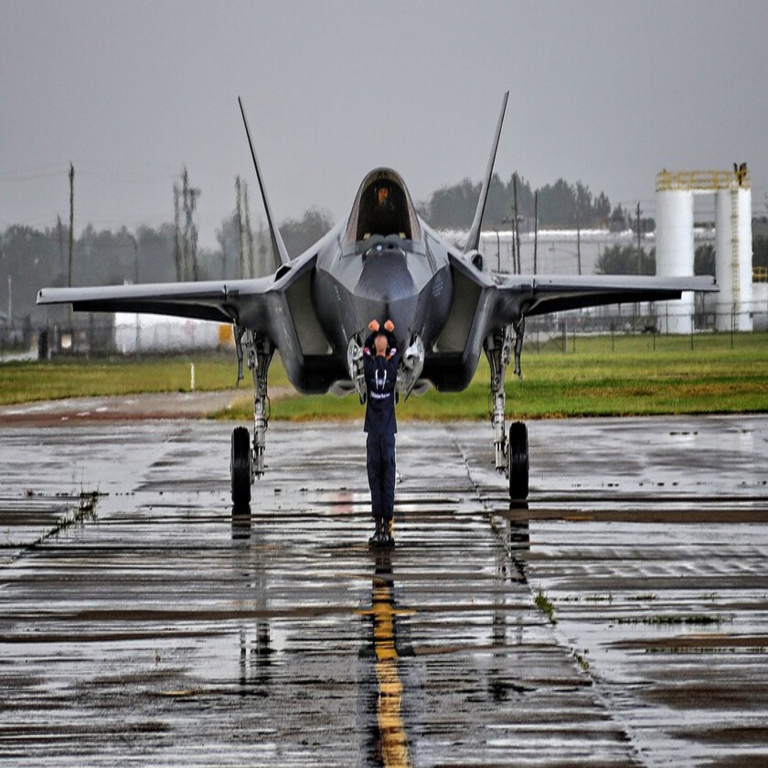 Se conforma un bloque de naciones tras la resolución de España: aquellos que están excluyendo al caza F-35 estadounidense de sus programas de defensa.
