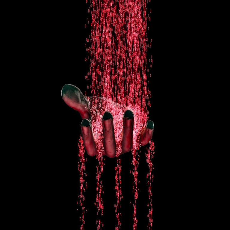 Colt confirma el robo de datos de clientes mientras el ransomware Warlock subasta archivos.