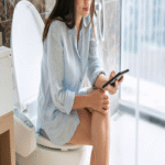 Personal sanitario alerta sobre los riesgos clínicos asociados al uso del dispositivo móvil en el entorno del sanitario.