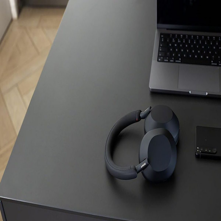 Estos auriculares Sony ofrecen un rendimiento sonoro excepcional, carecen de competencia directa y representan una oportunidad inmejorable tras una significativa reducción de precio.