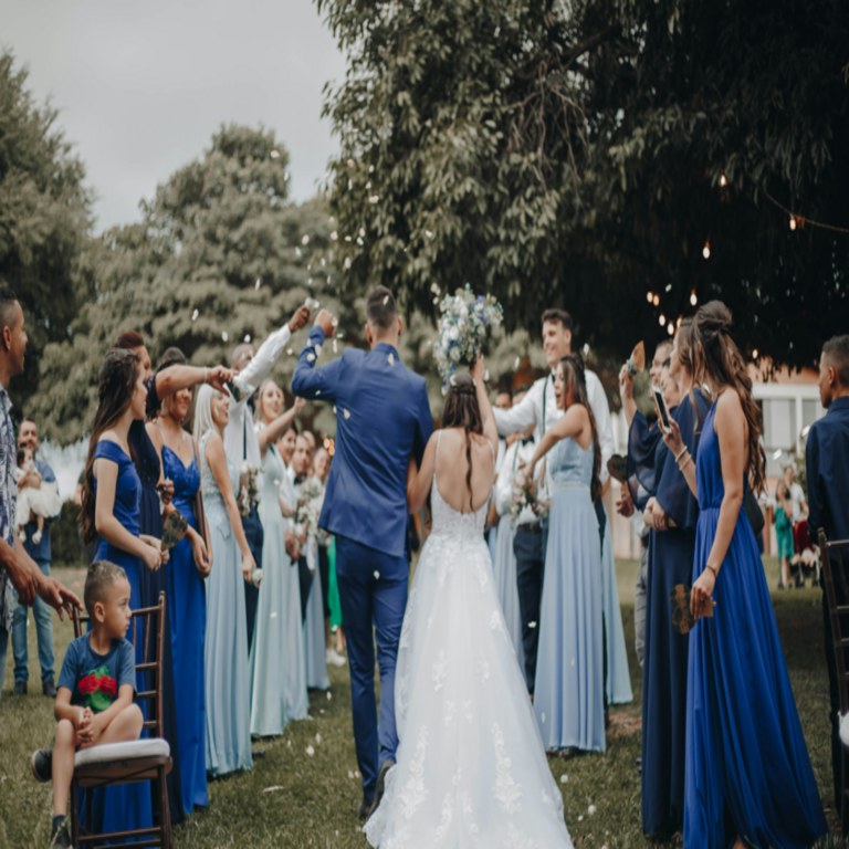 La fascinación por las ceremonias nupciales alcanza su expresión más extrema: una aplicación para asistir a bodas de desconocidos.