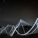 Se ha detectado una potente y enigmática señal de radio procedente de una galaxia cercana, cuyo origen constituye un misterio.