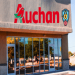 Ciberataque a la cadena minorista francesa Auchan: Exposición de datos personales de miles de clientes.