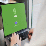 Factores técnicos que pueden causar un rendimiento deficiente de la VPN en horarios específicos.