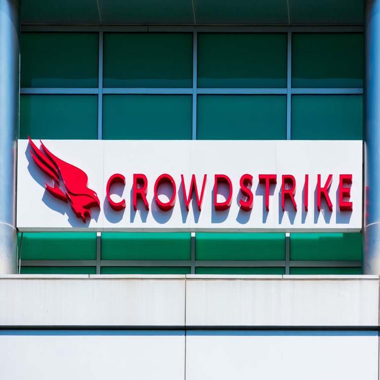 CrowdStrike adquiere Onum en su impulso hacia un SOC con capacidades agentivas.