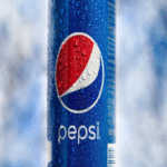 En 2008, Pepsi desarrolló un extenso documento de 28 páginas, fundamentando el rediseño de su logo mediante teorías asociadas a la Gioconda y principios de geodinámica.