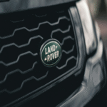 Jaguar Land Rover reporta que el ciberataque ha afectado severamente la producción.