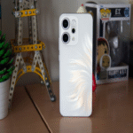 Análisis del Oppo Reno14 5G: un smartphone de carácter social que combina una autonomía excepcional con un sistema triple de cámara diseñado para entornos festivos.
