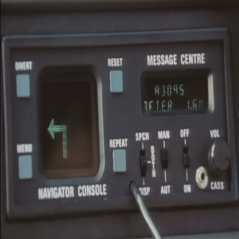 El sistema de navegación de Google Maps en 1986 no operaba con satélites GPS, sino mediante computadoras distribuidas en las carreteras, logrando un nivel de precisión equivalente.