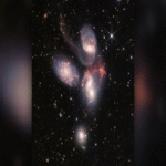 El telescopio Webb detecta una colisión de cinco galaxias excepcionalmente rara en el universo primitivo.