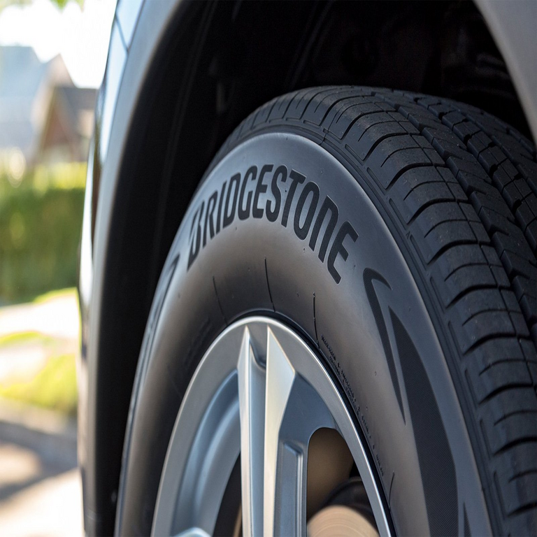 El gigante de neumáticos Bridgestone confirma que un ciberataque afecta a su producción.