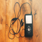 Los reproductores de MP3 experimentan un resurgimiento en TikTok, donde se posicionan como una alternativa superior a Spotify.