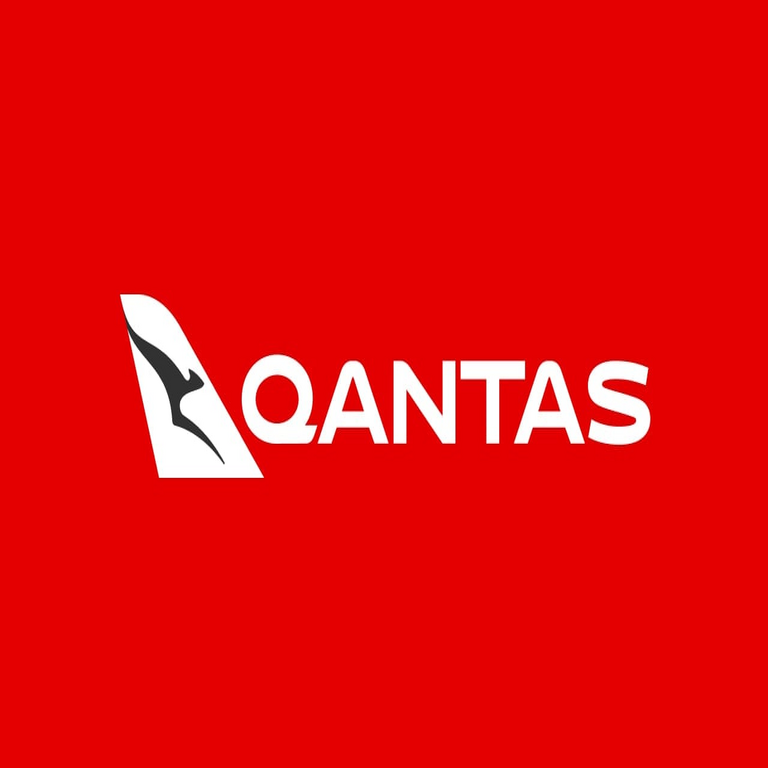 Qantas reduce en un 15% las bonificaciones ejecutivas tras la brecha de datos de julio.