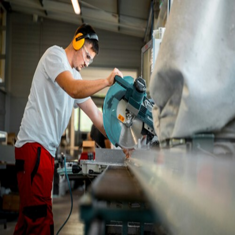 Un indicador revela la complejidad futura del relevo generacional en el mercado laboral español: por cada tres profesionales que se jubilen, solo habrá un joven en edad de trabajar.