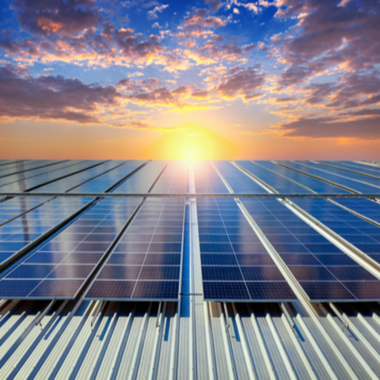 El calor, históricamente considerado un factor perjudicial para la eficiencia de la energía solar, podría transformarse en su principal ventaja según una nueva investigación.