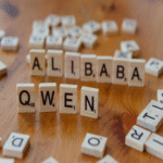 Alibaba ha lanzado su modelo de IA más grande hasta la fecha, con un billón de parámetros; la cuestión ahora es determinar si esa cifra implica aún una ventaja competitiva significativa.