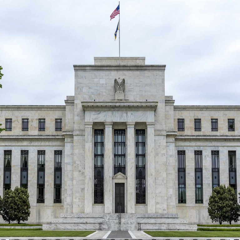En un plazo de siete días, el precio del bitcoin experimentará un impacto regulatorio proveniente de Washington.