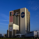 La nueva contienda espacial intensifica sus restricciones: la NASA implementa veto contra ciudadanos chinos, incluso en plataformas de colaboración virtual.