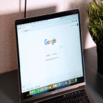 Google presenta una nueva aplicación para Windows que permite realizar búsquedas integradas en el sistema, Google Drive o Internet.