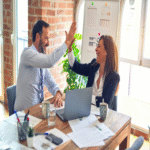 Guía 2025: Las herramientas de productividad e inteligencia artificial más efectivas para pequeñas y medianas empresas.